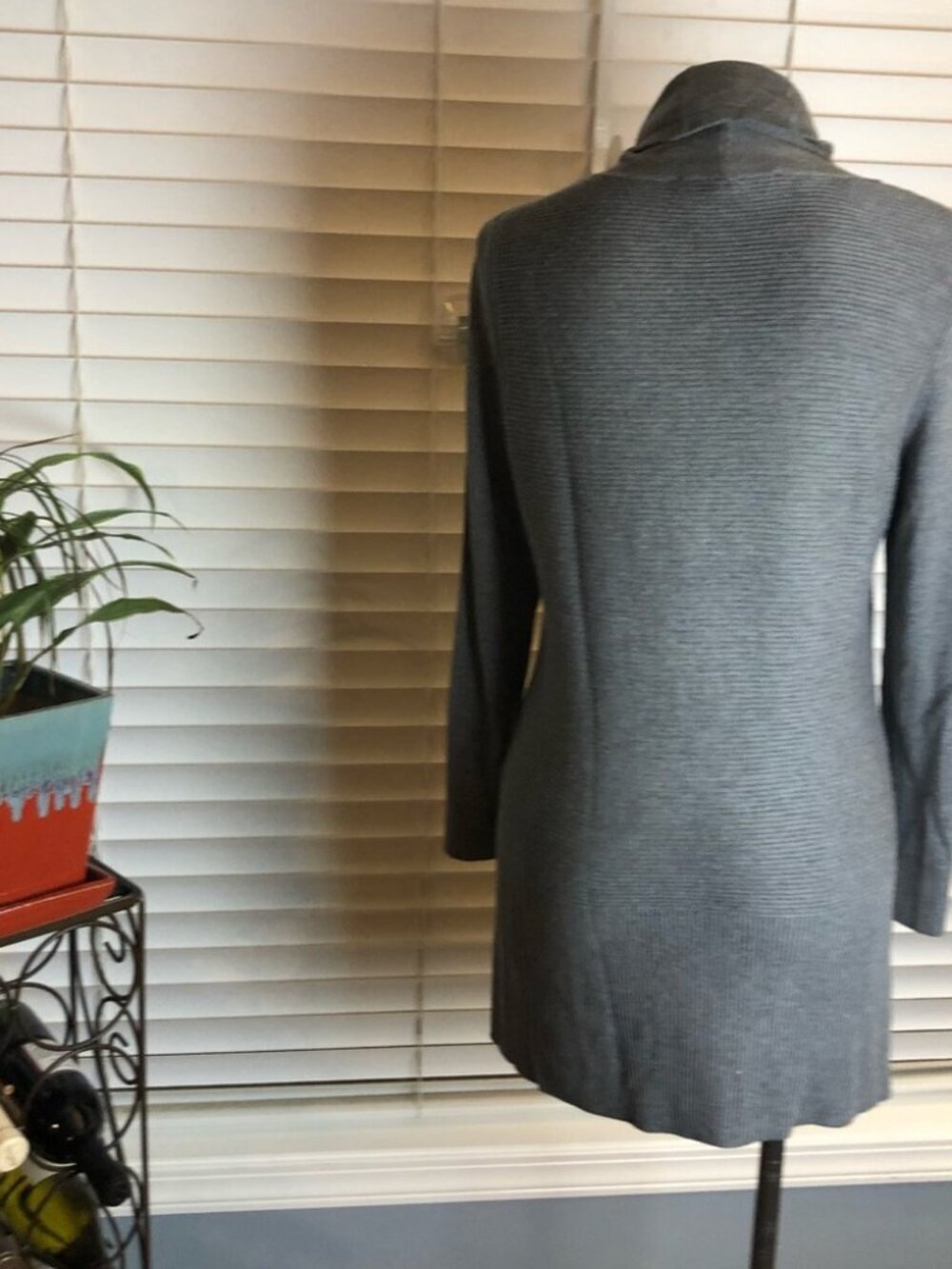 Adrienne Vittadini Pullover Cowl Neck Lightweight Comfy Oversized Sweater Size S - Picture 3 of 12